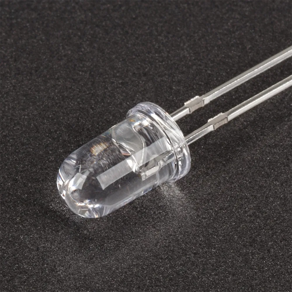 Светодиод ARL2-5213UWC-8cd (ANR, 5мм (круглый))